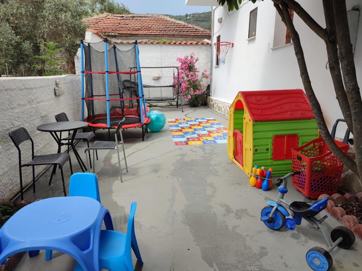 Ferienwohnung Iliachtides Kala Nera Exterior foto
